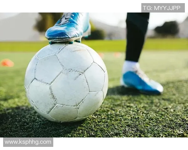 精彩足球明星背景照片汇总尽享球场风采与激情瞬间 精彩足球明星背景照片汇总尽享球场风采与激情瞬间