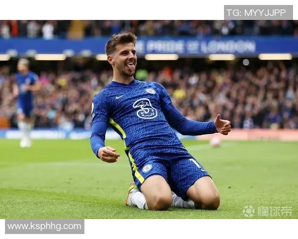 足球明星魅力四射帅气瞬间评论图片大赏尽显风采与个性